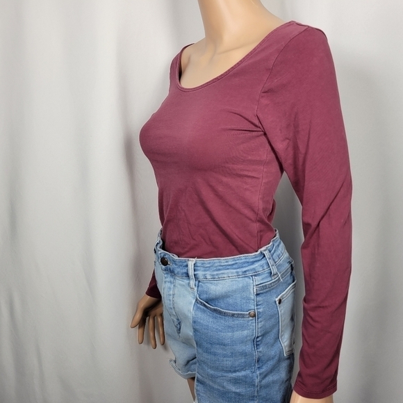 American Eagle Cotton Stretch Bodysuit in a Size Medium - Picture 5 of 12